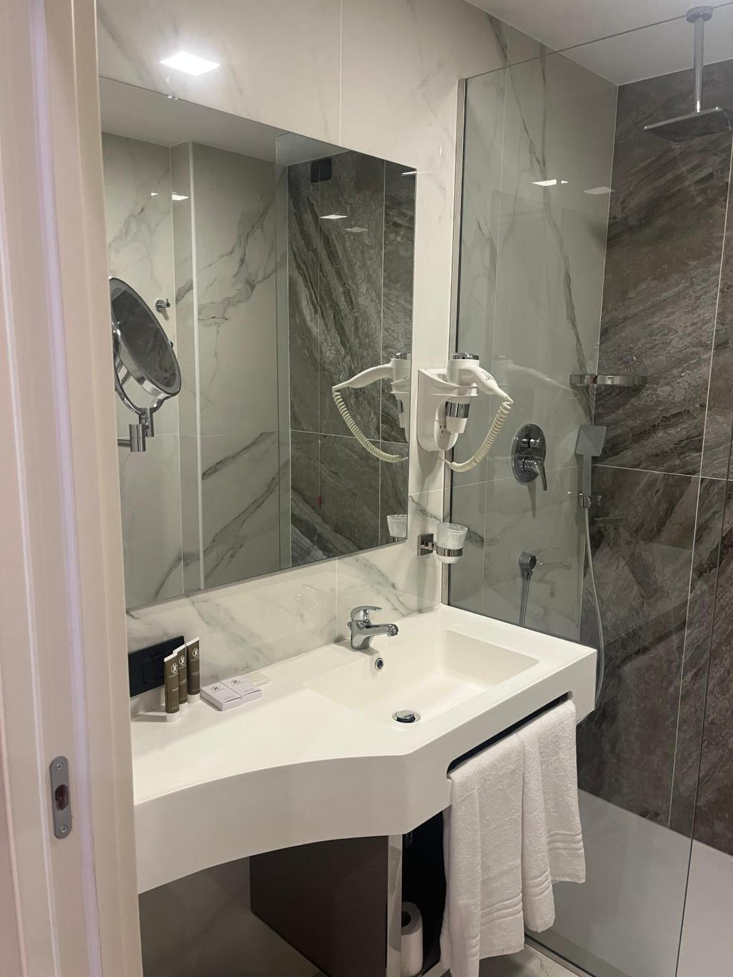 Hotel Jr Bocconi Mailand